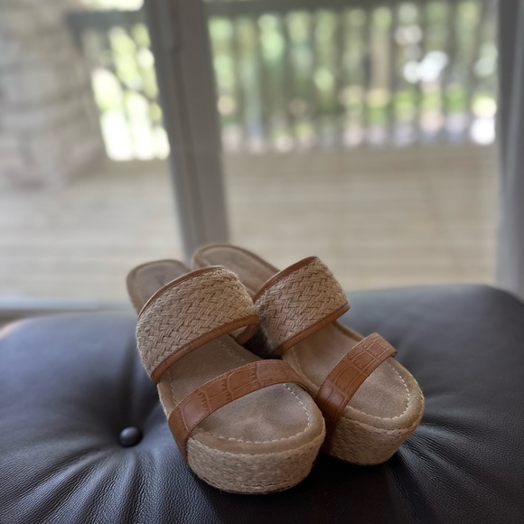 Elizabeth and James espadrille platform sandals - Picture 4 of 5